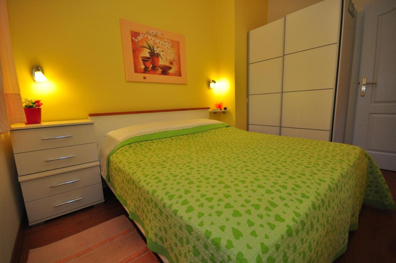 Apartamento Tri Palme Prvic Sepurine Exterior foto