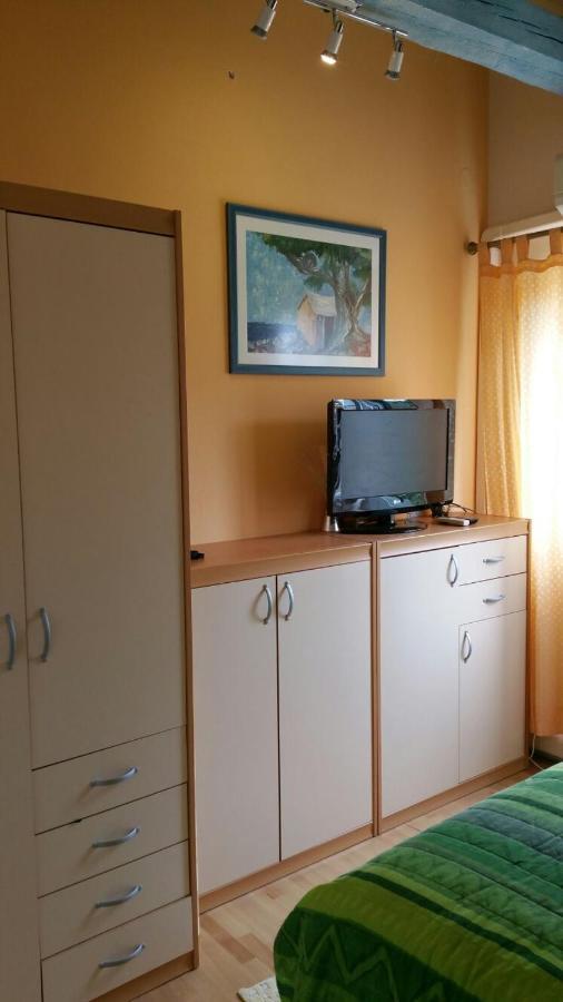 Apartamento Tri Palme Prvic Sepurine Exterior foto